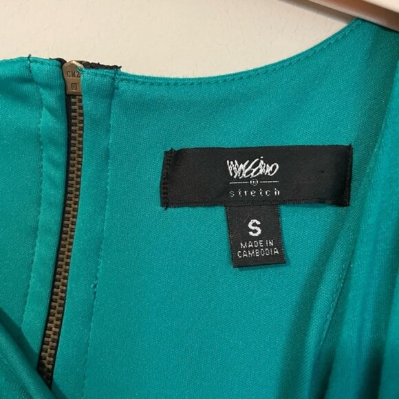 MOSSIMO - teal stretchy flowy jersey dress with black back zipper detail - small - Picture 2 of 3